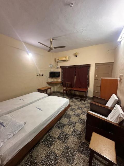 Hotel Sri Krishna Residency Vellore Exterior foto